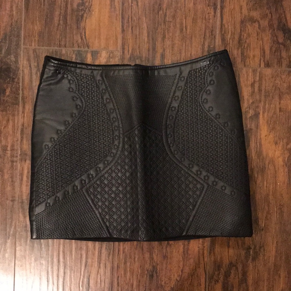 Faux leather mini skirt
